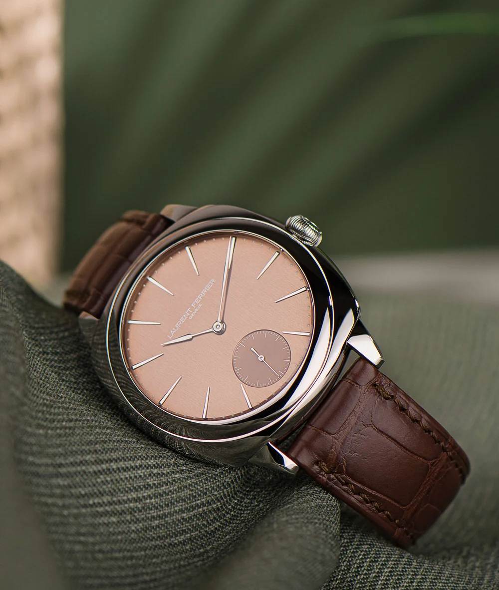 Laurent Ferrier Square Micro‑Rotor Autumn — sfeerbeeld