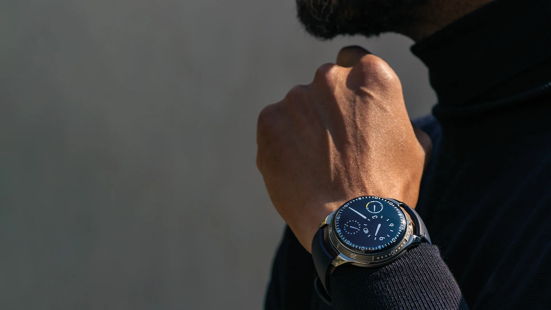 Ressence Type 5 Night Blue — sfeerbeeld